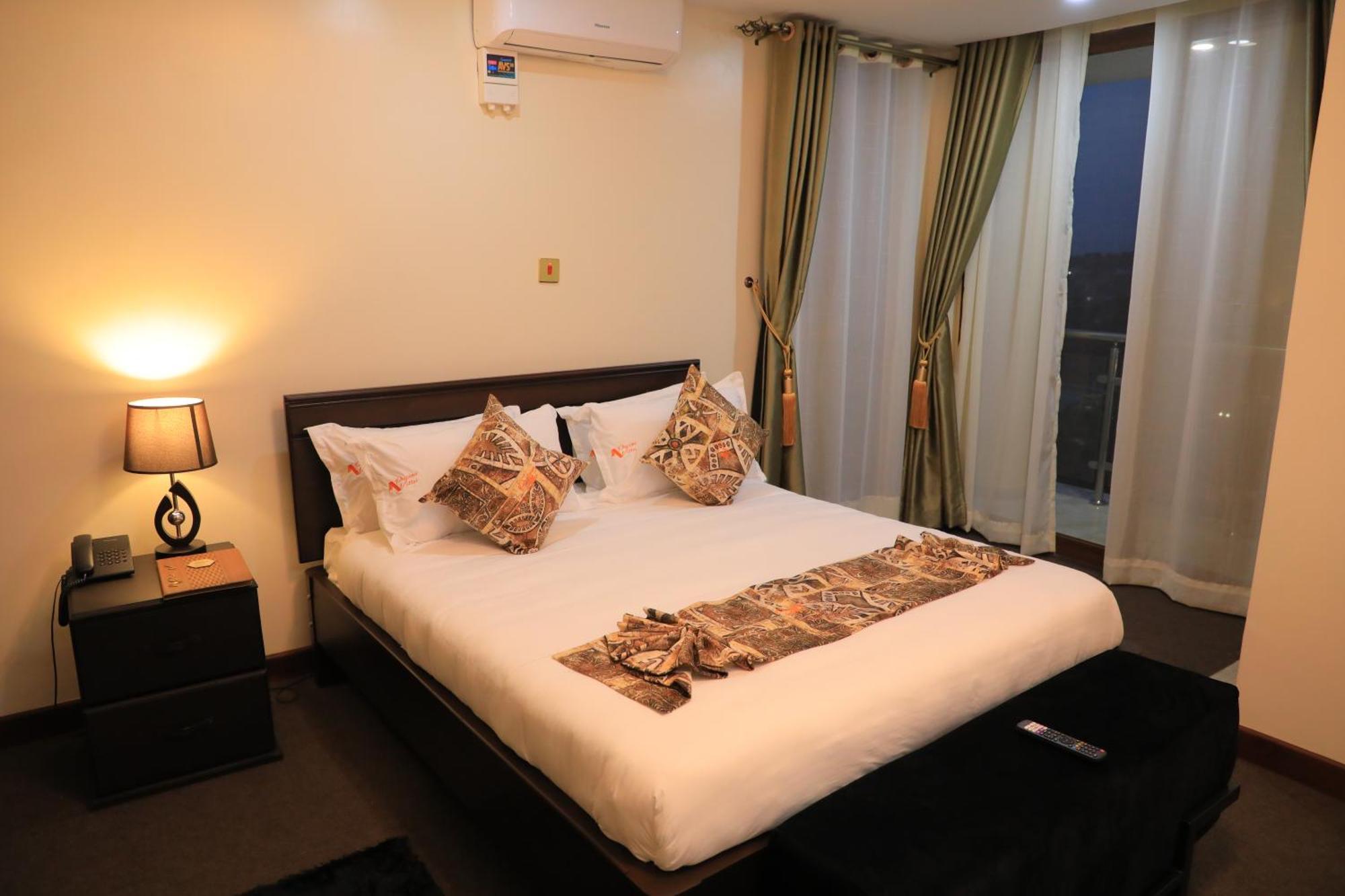 Precious Villas Lubowa ภายนอก รูปภาพ