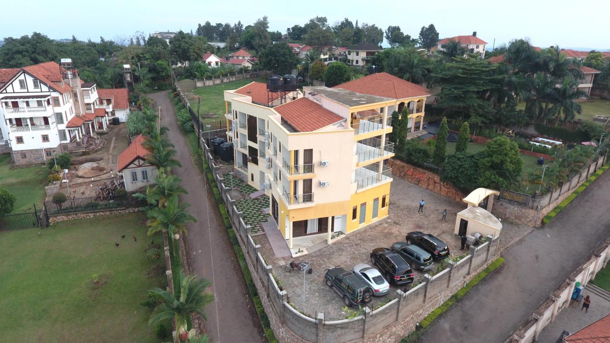 Precious Villas Lubowa ภายนอก รูปภาพ