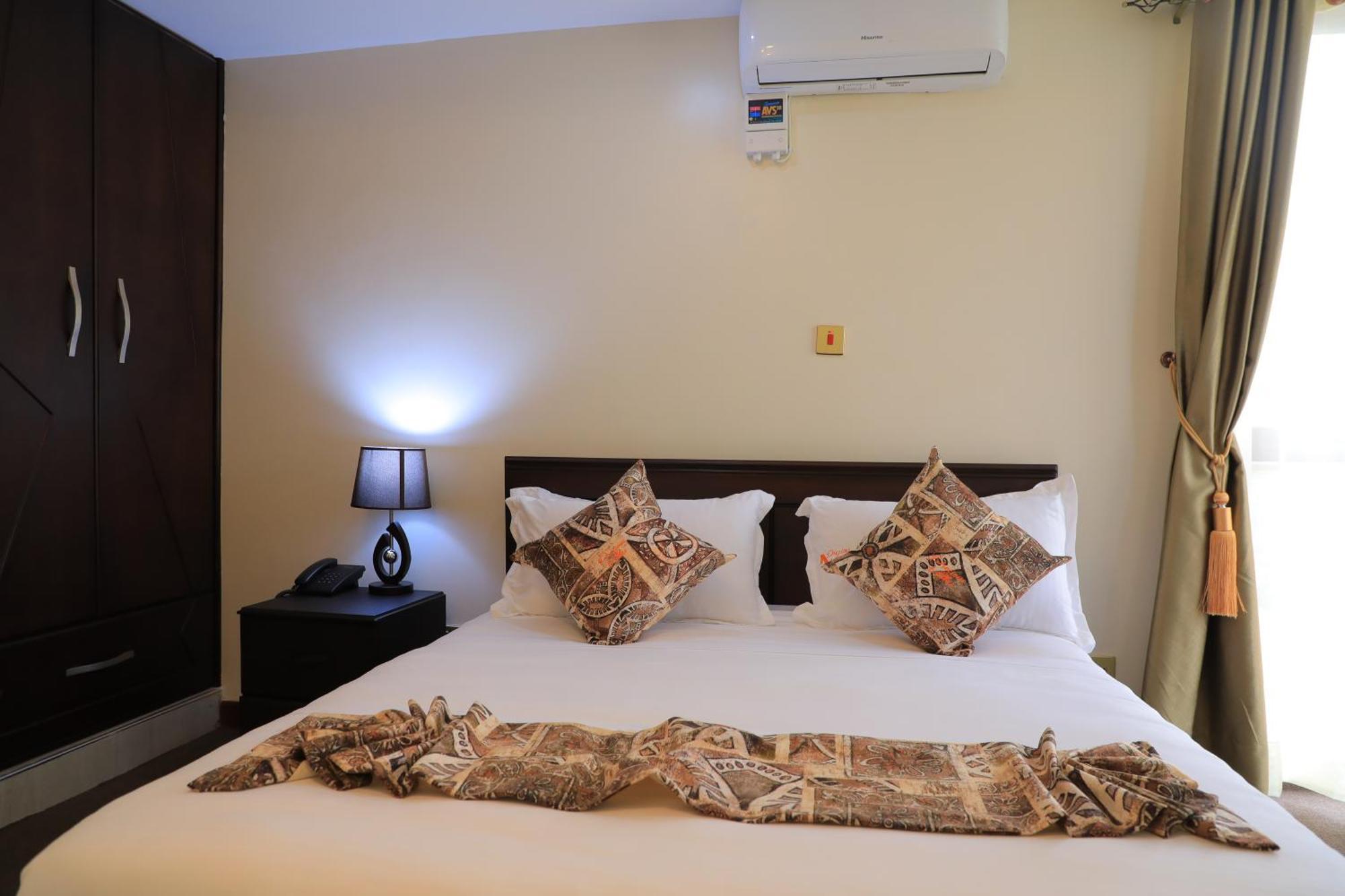 Precious Villas Lubowa ภายนอก รูปภาพ