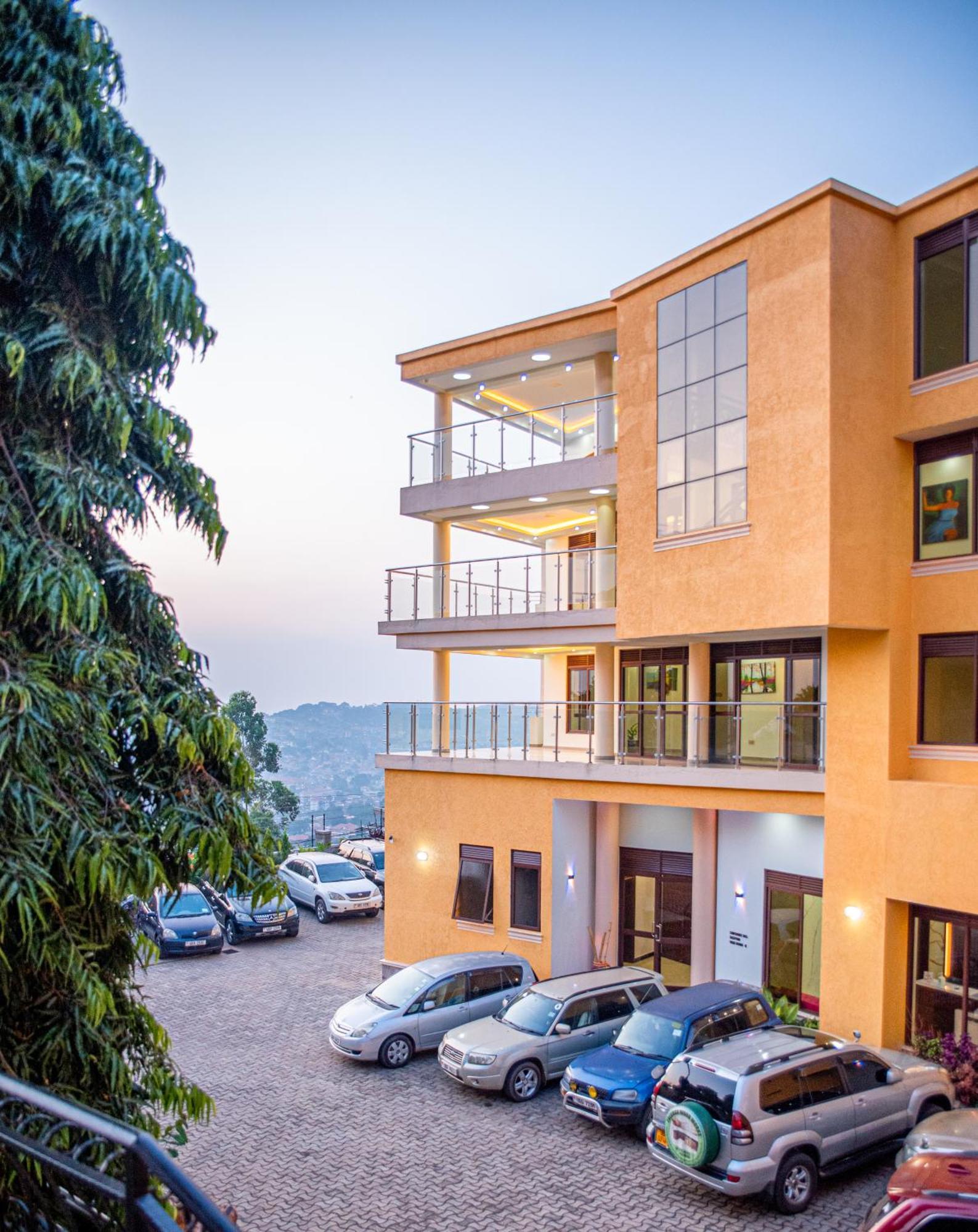 Precious Villas Lubowa ภายนอก รูปภาพ